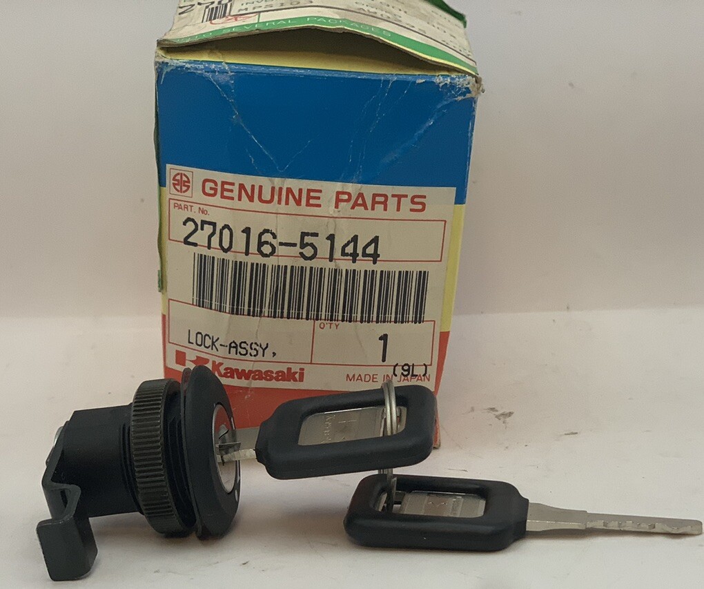 NOS OEM KAWASAKI TOOLBOX LOCK ASSY. 88-90 ZX1000 PART NUMBER