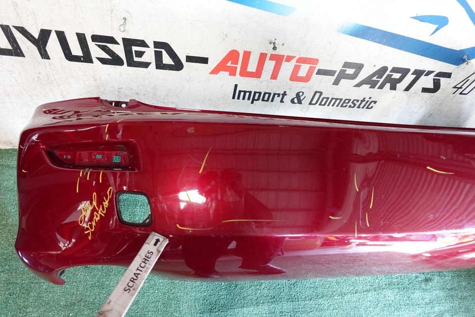 Cubierta de parachoques trasero convertible con grieta 2010 2011 12 2013 LEXUS IS250 OEM AY29442 Foto 3 de 4