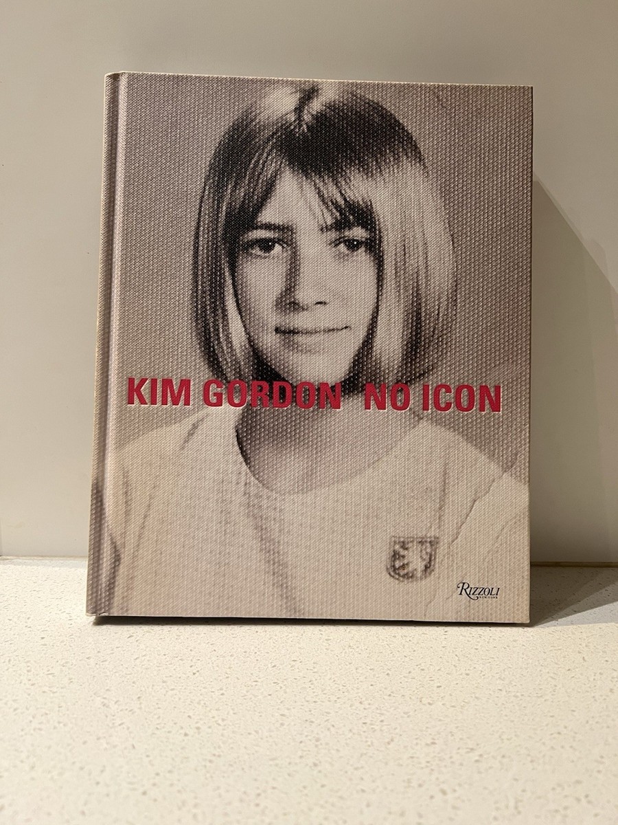 KIM GORDON NO ICON 写真集 Kim Gordon: No Icon: Gordon, Kim: 9780847865819: Amazon.com