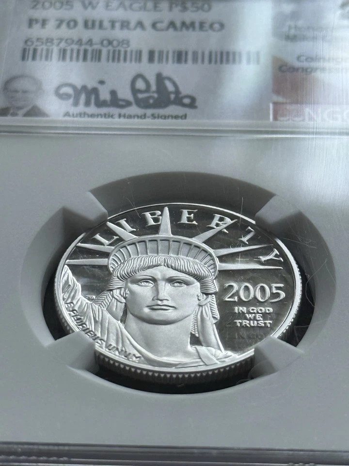 2005-W $50 American Platinum Eagle NGC PF70 Ultra Cameo Mike Castle Signed - Image 2 of 4