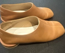 Maison Mariela MM round Heeled leather tan flats sz 37.5 US 7.5