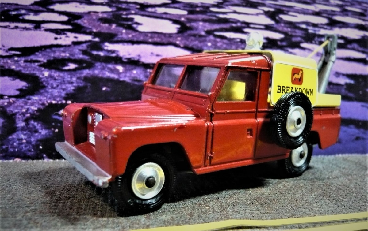 Corgi Toys 417 Land Rover Breakdown Service. Made in Gt