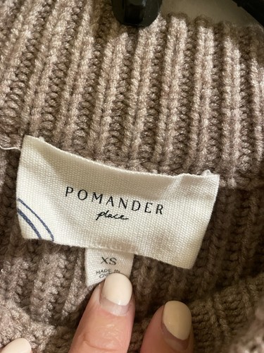 Tuckernuck POMANDER PLACE Beechwood Crewneck Jack Sweater XS - Picture 3 of 3