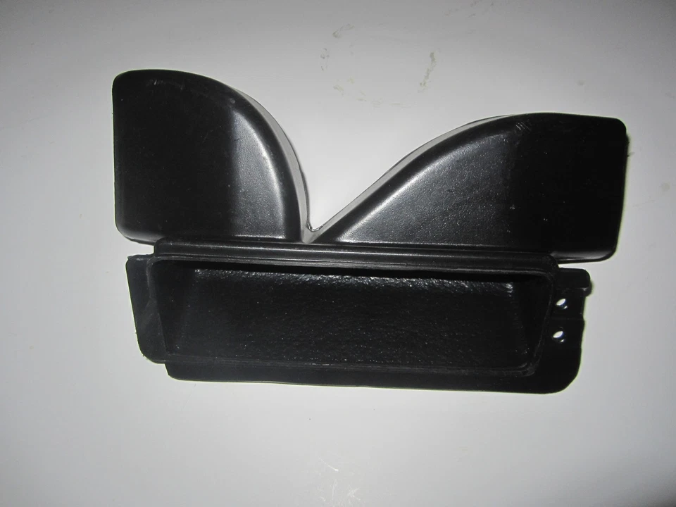 Se adapta a Jeep CJ 5 7 8 1974-1986 difusor de conducto de calefacción divisiones calor derecha e izquierda Foto 2 de 3