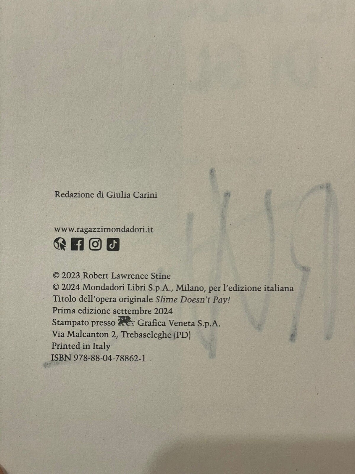 Foto 5 di 9