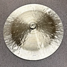 GIANT 26" Mid-East / Wuhan Lion China Cymbal - MINT CONDITION