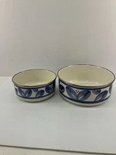 (2) Enamelware Metal Mixing/Serving Bowls Nesting Blue/White Vintage