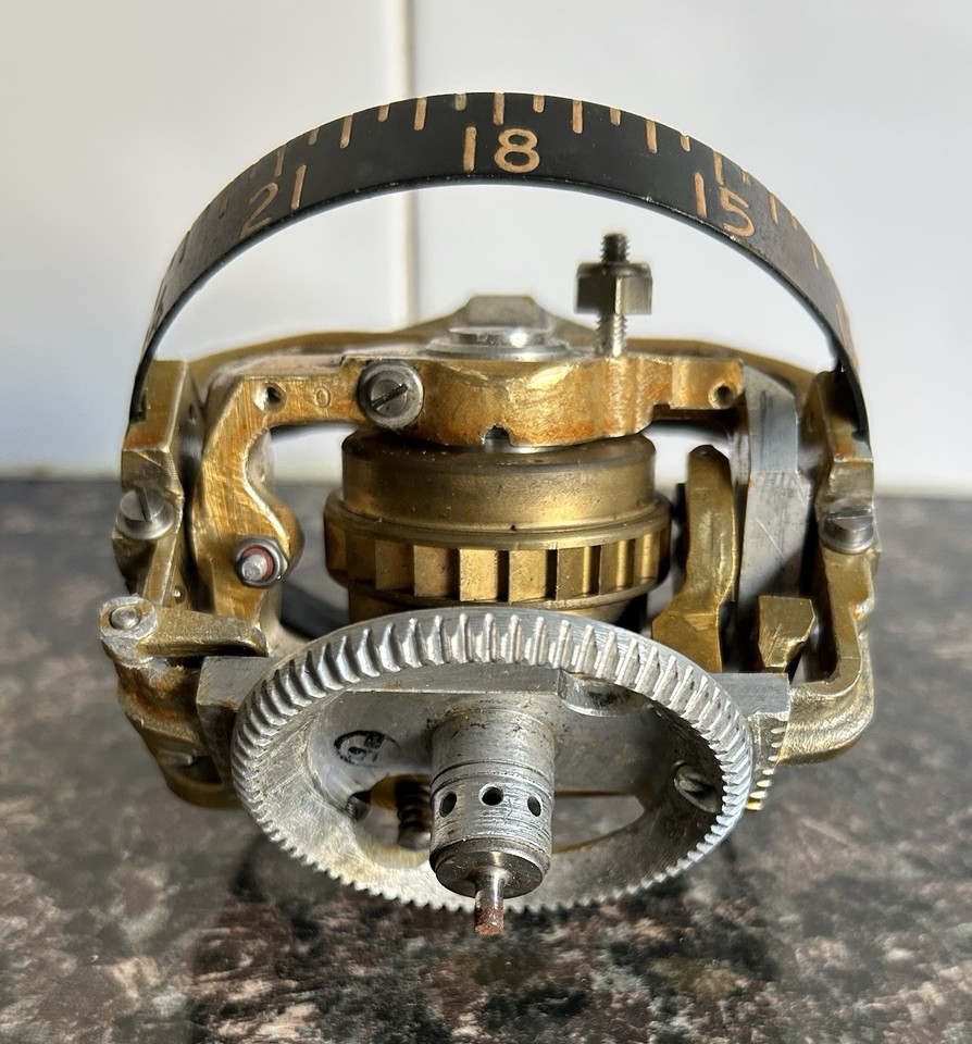 WW2 RAF Directional Gyro Instrument Core 6A/1209 Spitfire Lancaster ...
