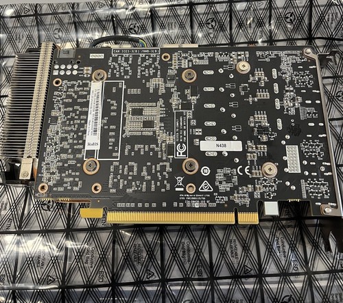 ZOTAC GeForce GTX 1060 AMP! Edition 6GB Grafikkarte (ZT-P10600B-10M) - Bild 2 von 3
