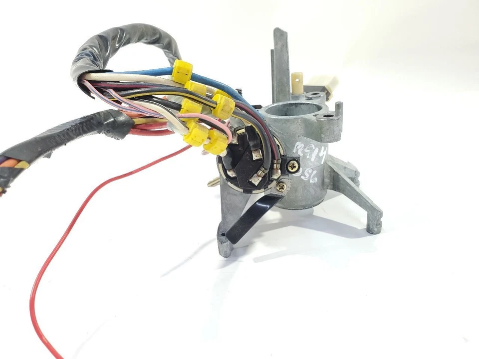 1999 2000 2001 Isuzu Vehicross OEM Ignition Switch With Key - Image 3 of 4