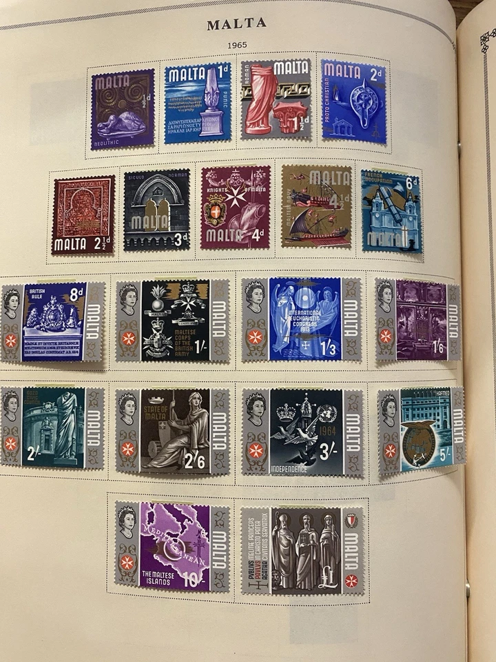Malta QEII, Dos juegos + extras 1956 set MH + usado, 1965 set como nuevo h, 3 páginas álbum Foto 4 de 4
