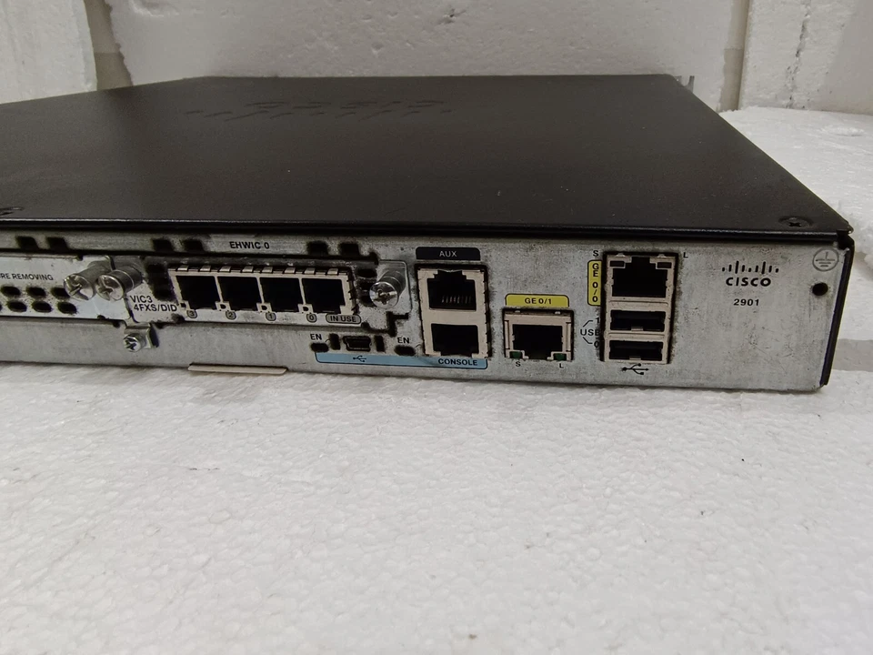 Cisco CISCO2901/K9 2-Port Gigabit Wired Router with free shipping - Image 3 of 4