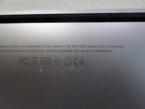 Apple MacBook Pro 2016 - Cracked LCD, No SSD, No Battery - PARTS - Picture 10 of 10