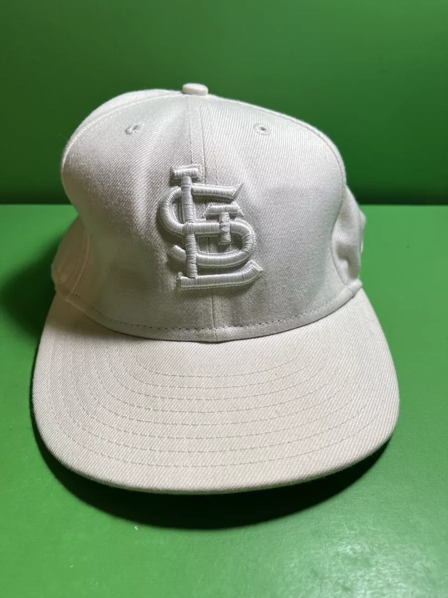 St Louis Cardinals Hat Baseball Cap Fitted 7 3/8 New Era All White Vintage  MLB