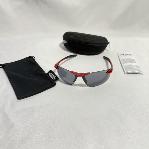 Tifosi Seek FC Red Fram Black Lens # 2844 Includes Hard Case, Bag