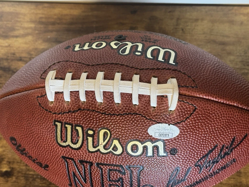 Balón Wilson autografiado por Dan Marino certificado por la JSA Foto 4 de 4
