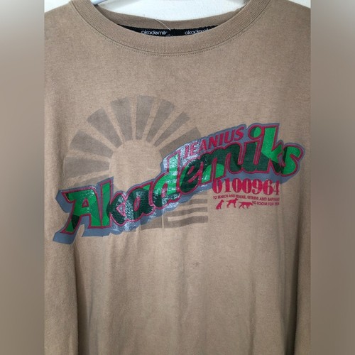 Y2K Akademiks Vintage T-Shirt— Size XXL - Imagen 2 de 4