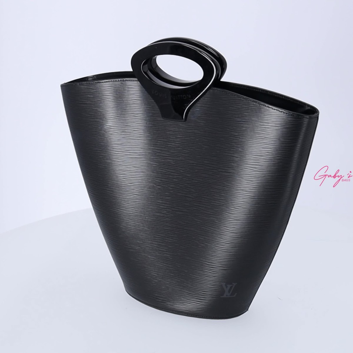 a..m Louis Vuitton ブラック ハンドバッグ s-l1200.jpg