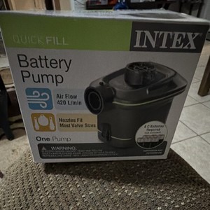 Intex Quick-Fill Battery Inflator/Deflator 420 L/min, Black/Green, 3 Nozzles