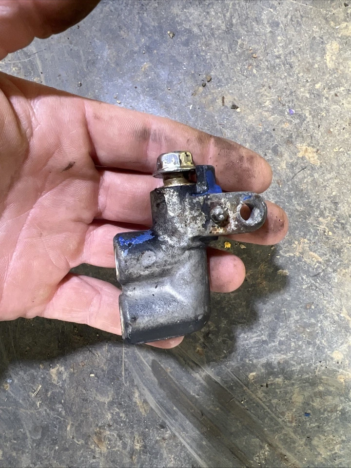 Suzuki Quadracer 250 LT250R 1988 freno delantero junta de 3 vías camiseta en T Foto 4 de 4