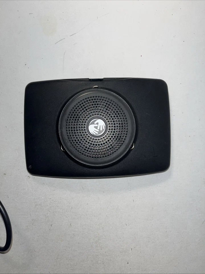 Tomtom XL N14644 GPS + Car Charger Bundle - Image 3 of 4