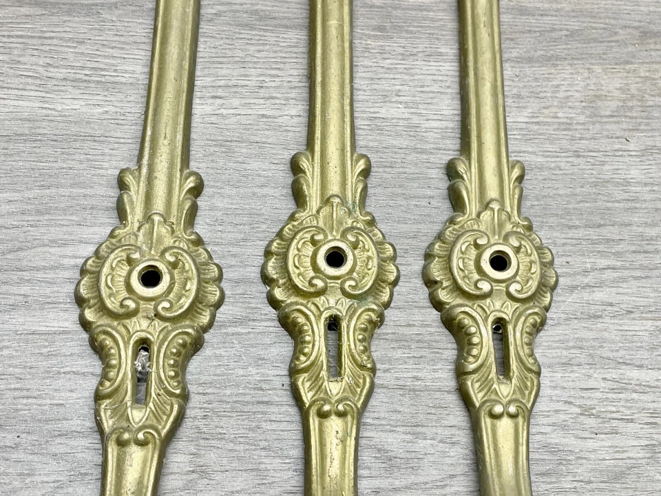 SET OF 3 VINTAGE ANTIQUE BRASS FURNITURE LEGS COLLECTIBLE HARDWARE - Image 3 of 4