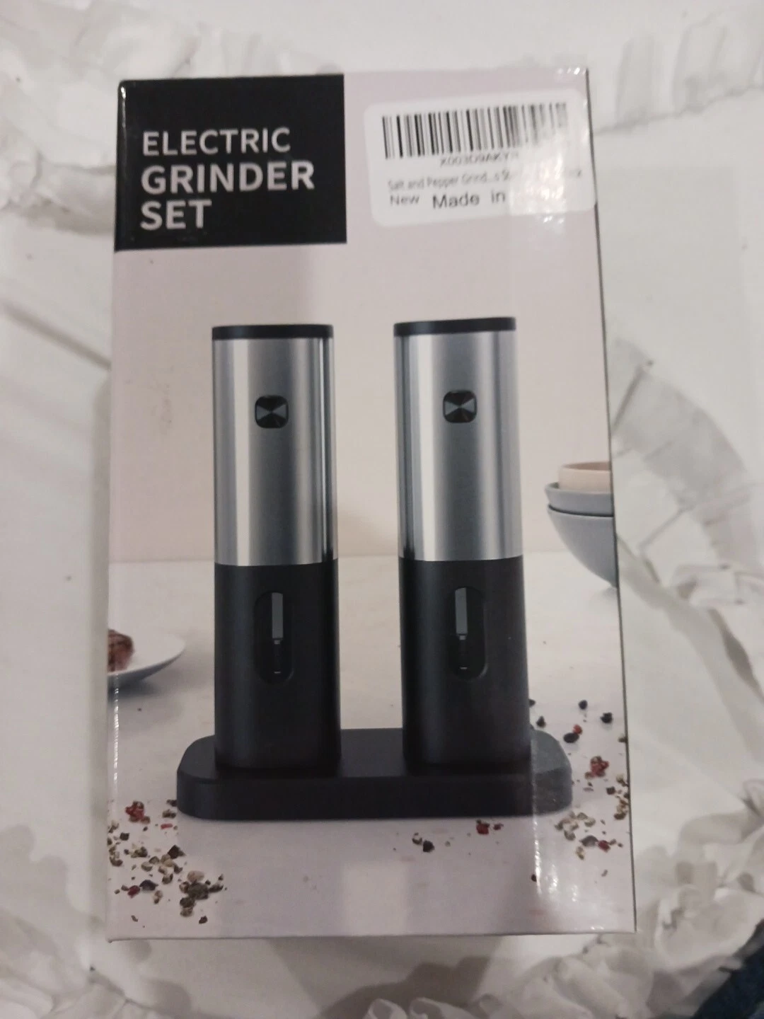 Electric Salt Pepper Grinder Set Battery Powered Automatic Mill Grinders NEW