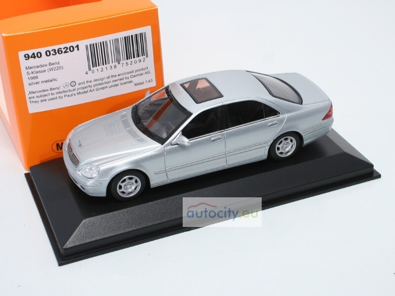 MINICHAMPSメルセデス・ベンツCLS-Klasse2004 黒1/43 MINICHAMPSメルセデス・ベンツCLS-Klasse2004 黒1/43