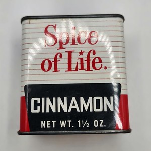 Vintage Spice Of Life Cinnamon 1 1/2 Oz  OPENED 1/8th Full.