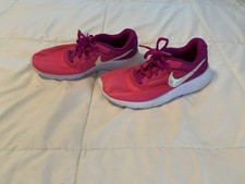 Nike Tanjun Youth Athletic Shoes Size 3 Y Pink Purple White AV8859-500