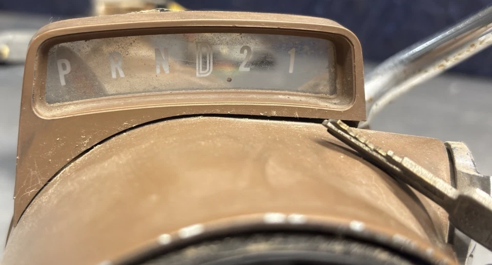 1978 AMC Concord Non-Tilt A/T Steering Column W/Key W/Shift Dial on Column - Image 3 of 4