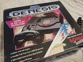 1991 SEGA GENESIS Model 1 Console 1601 W/ ORIGINAL BOX & 15 Games Street Fighter