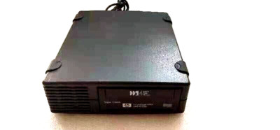 DAT 40 gb USB EXTERNAL TAPE DRIVE DW023-60005 393488-001 DDS4 DW023A