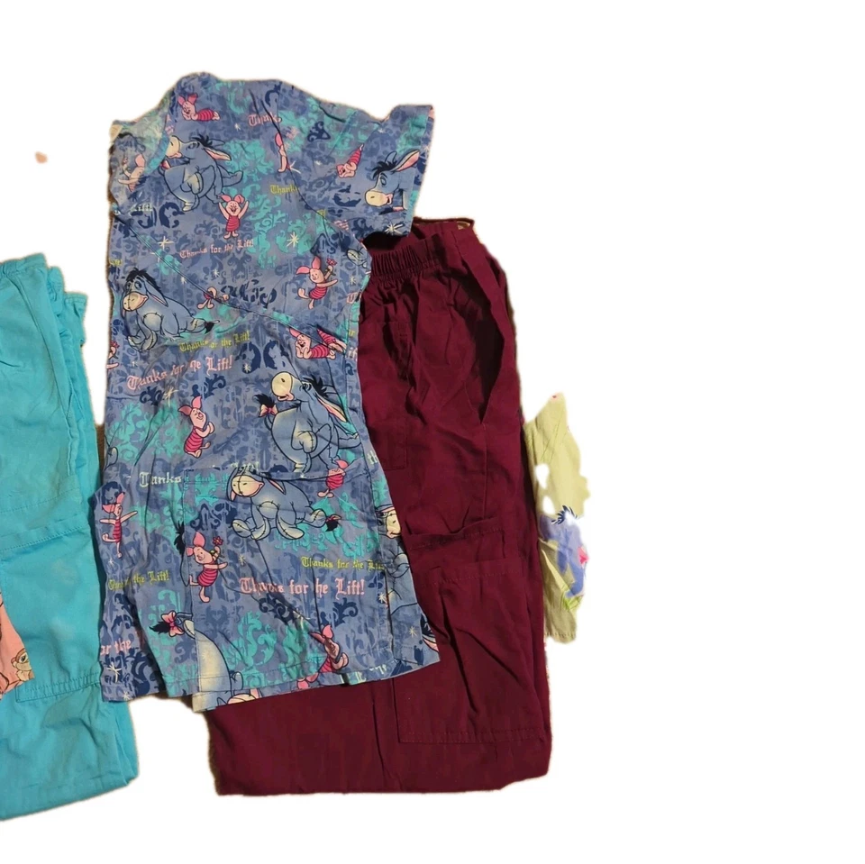 Conjuntos exfoliantes pequeños para mujer de Disney Foto 3 de 4