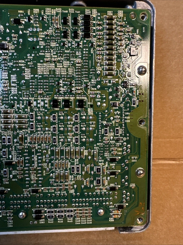  Módulo de control del motor ECU ECM 1998-99 Lexus GS400 | 89661-3A543  Foto 4 de 4