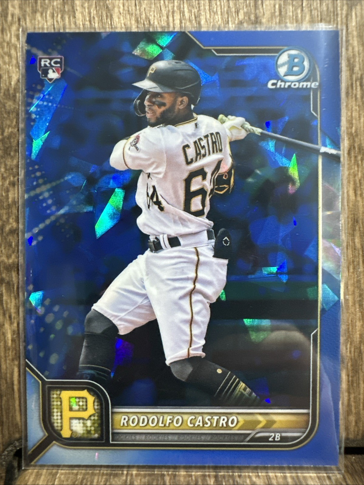2022 Bowman Chrome Sapphire Rodolfo Castro #20 RC Pittsburgh Pirates