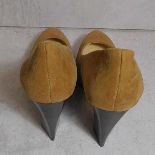 CALVIN KLEIN Suede Heels Size 6.5M Style E3842 (ELITA) - Picture 3 of 6