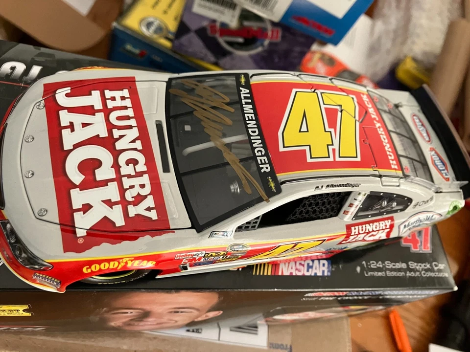AJ ALLMENDINGER 2014 #47 1/24 autografiado Hungry Jack color líquido Foto 2 de 2