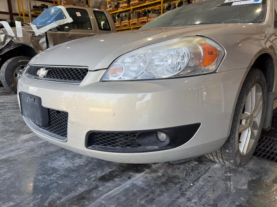 Conjunto de parachoques delantero con faros antiniebla Chevrolet Impala 2006-2016 10333709 Foto 2 de 4