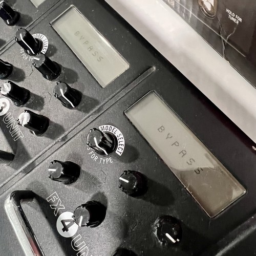 Pédalier guitare multi-effets Line 6 M13 Stompbox Modeler dans sa boîte d'origine ! - Photo 5/12
