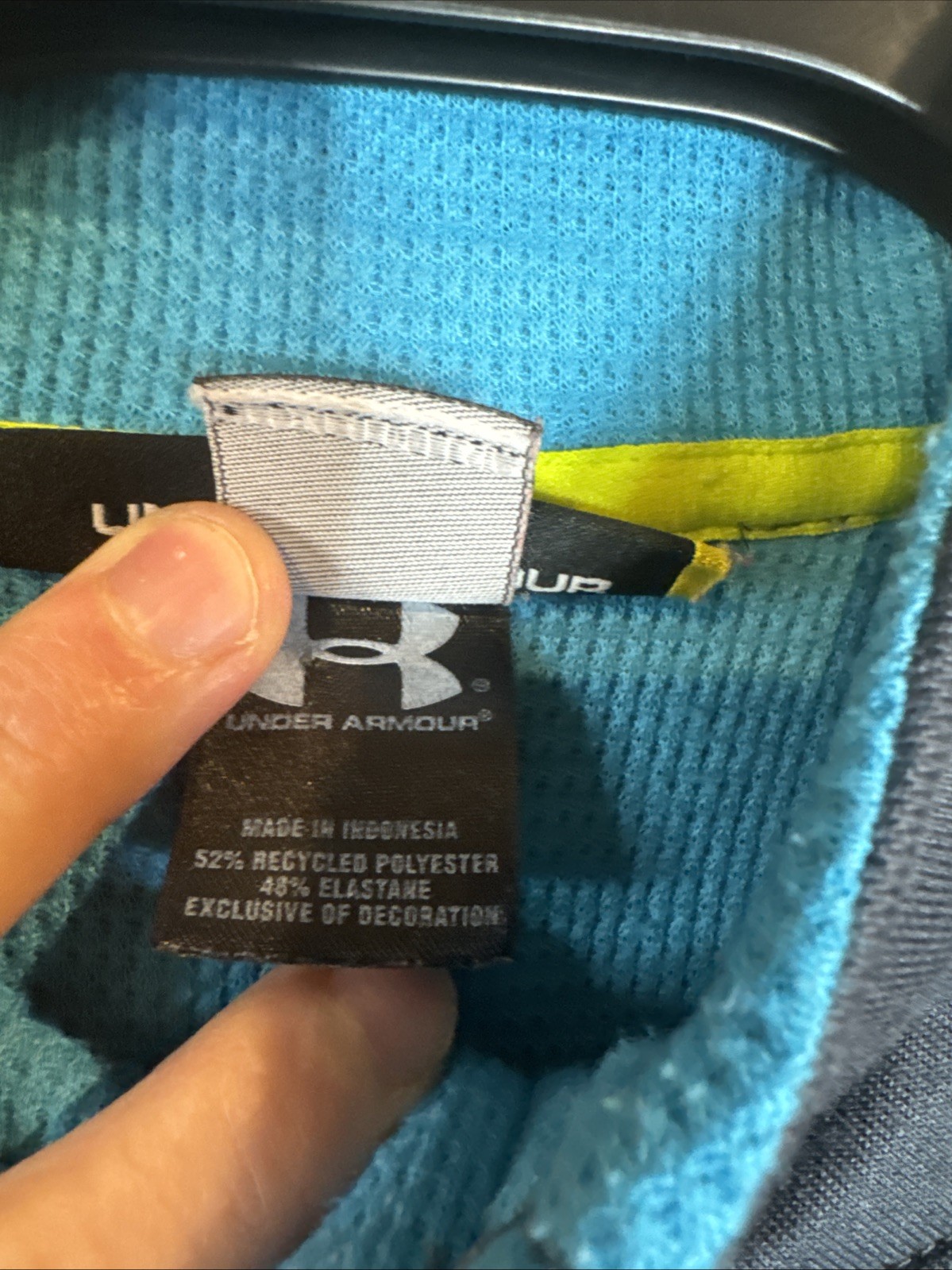 Under Armour Semi-Fitted Gray Full Zip Up Athletic Jacket Women Small thumbnail 3