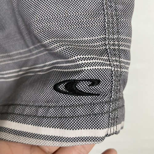 O'Neill Hybrid Shorts Mens 38 Gray Striped Board Shorts Flat Front Walkshorts - Picture 3 of 6