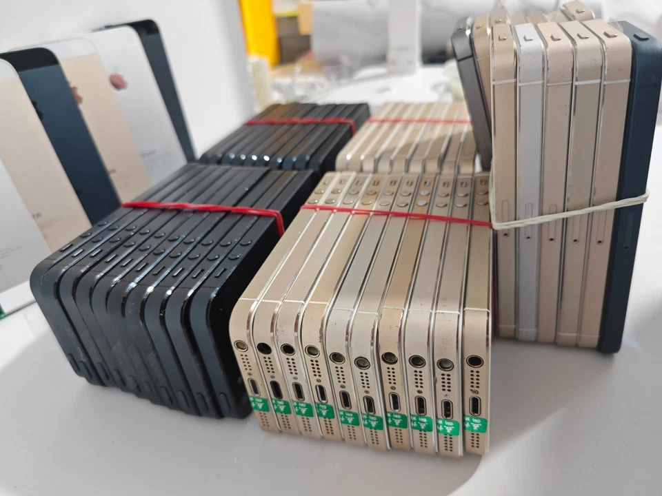 📱 Apple iPhone 5S - 16/32/64GB - (Unlocked) IOS12 usedphone black white gold 📱 - Image 3 of 4