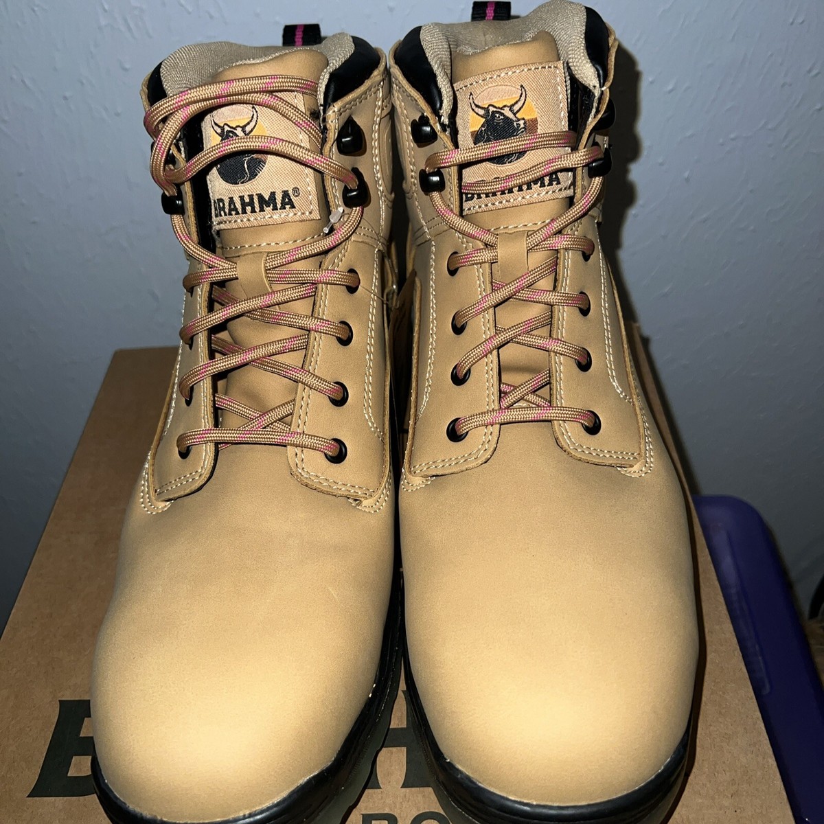 BRAHMA SIZE: 11 Women's Wheat Combustion 6
