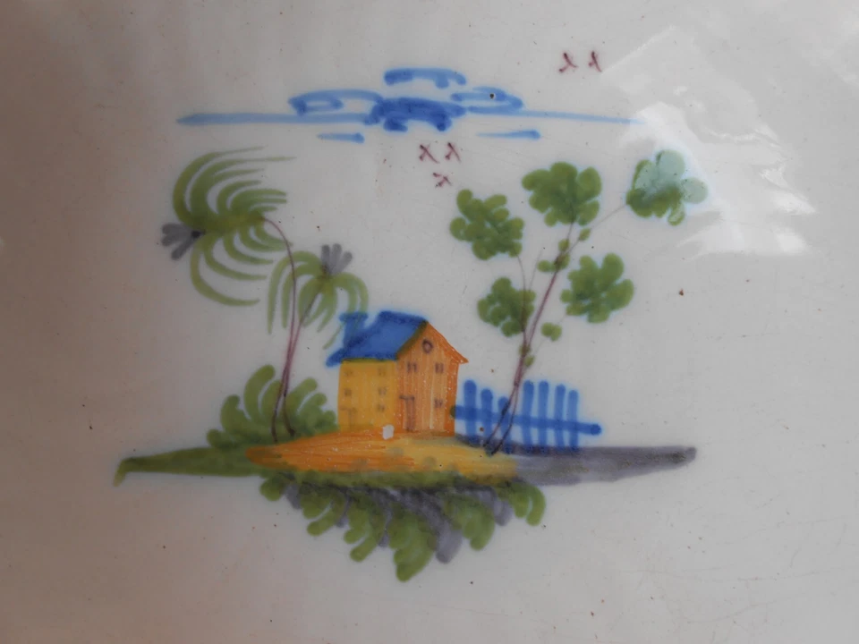 Ancien plat creux saladier . Faience d'Angoulême . Sud-Ouest France. 18/19ème. - Photo 4/4