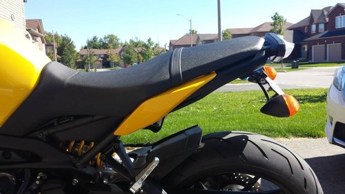 Yamaha MT10 FZ10 LED Fender Eliminator Tail Tidy Plate Bracket MT-10 MT10SP - Picture 6 of 8