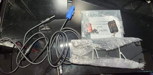 Moka SFX 4 Shot Confetti and Streamer Launcher DMX With Remote - Picture 5 of 6