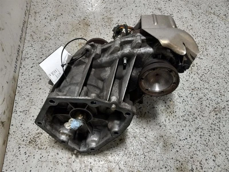 Ford Explorer 2002 montaje de caja de transferencia Foto 3 de 4