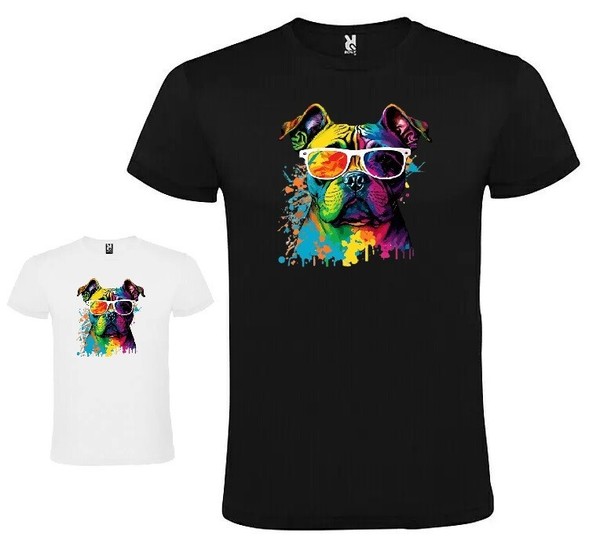 Camiseta con perro colorida