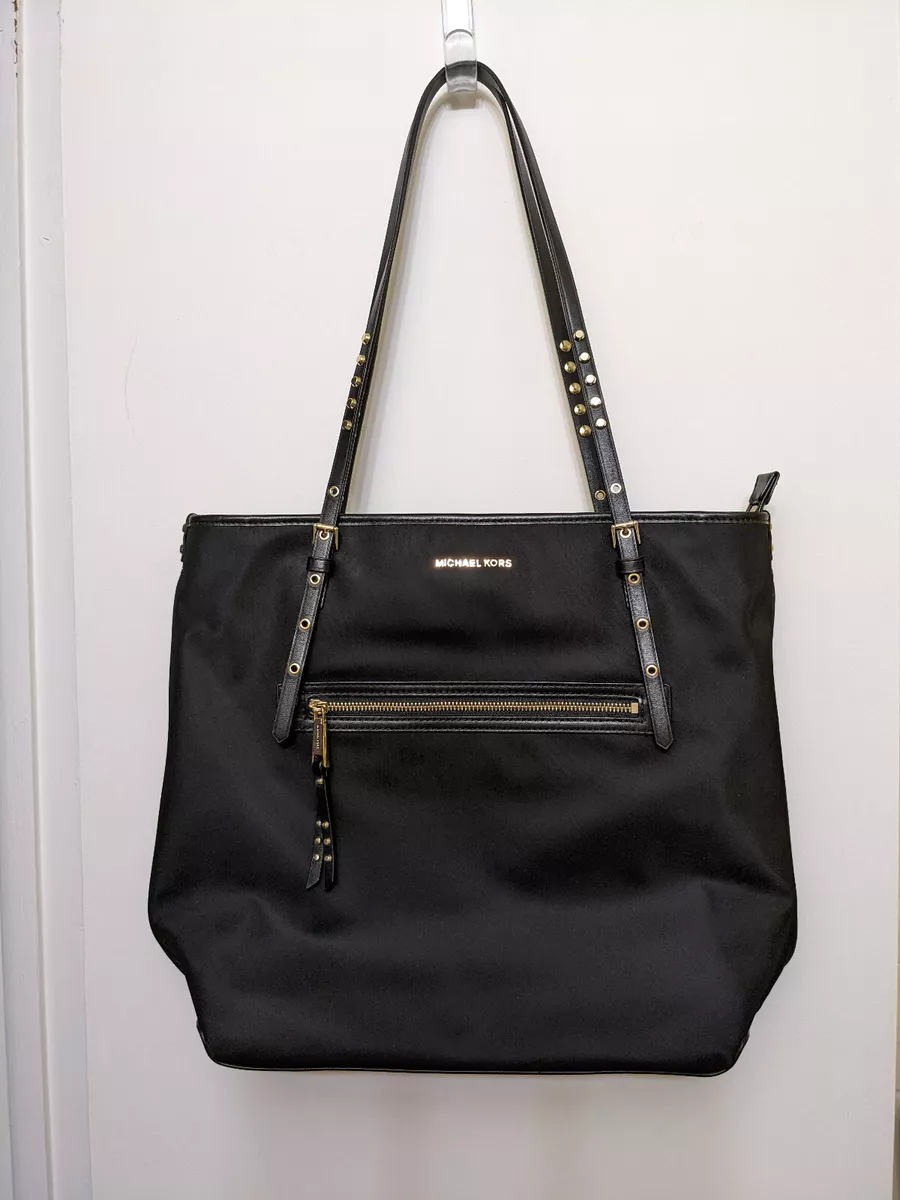 Michael kors leila camera bag deals